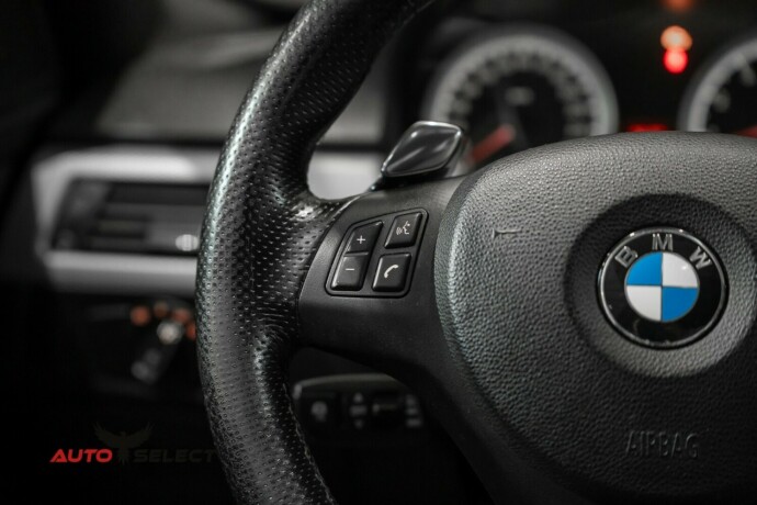 bmw-335i-bensin-2008-big-30