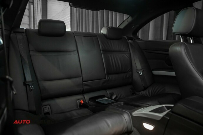 bmw-335i-bensin-2008-big-19