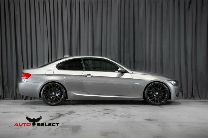 bmw-335i-bensin-2008-big-14