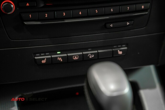 bmw-335i-bensin-2008-big-35