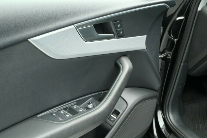 audi-a4-bensin-2018-big-19