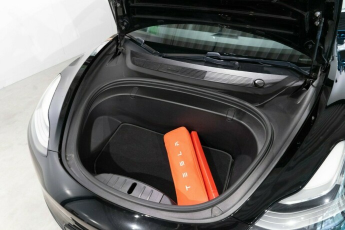 tesla-model-3-elektrisitet-2019-big-10