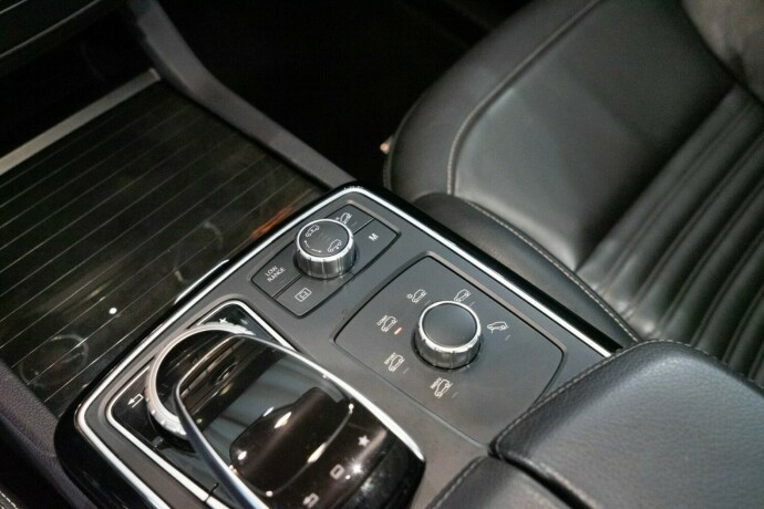 mercedes-benz-gls350-d-diesel-2016-big-9