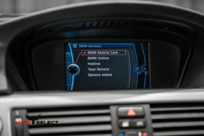 bmw-320i-bensin-2010-big-38