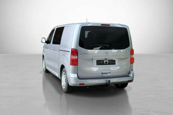 peugeot-e-expert-elektrisitet-2021-big-8