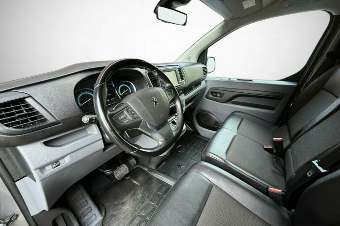 peugeot-e-expert-elektrisitet-2021-big-18
