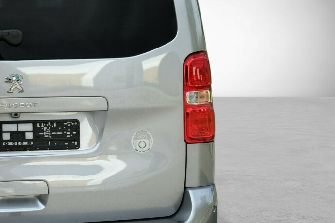 peugeot-e-expert-elektrisitet-2021-big-12