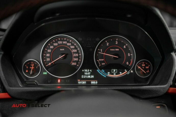 bmw-320d-diesel-2012-big-30