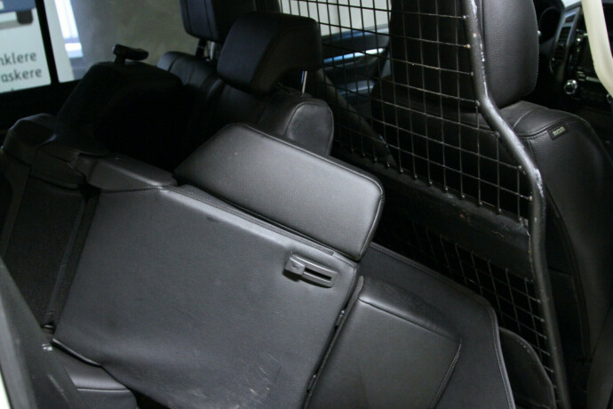 mitsubishi-pajero-diesel-2014-big-7