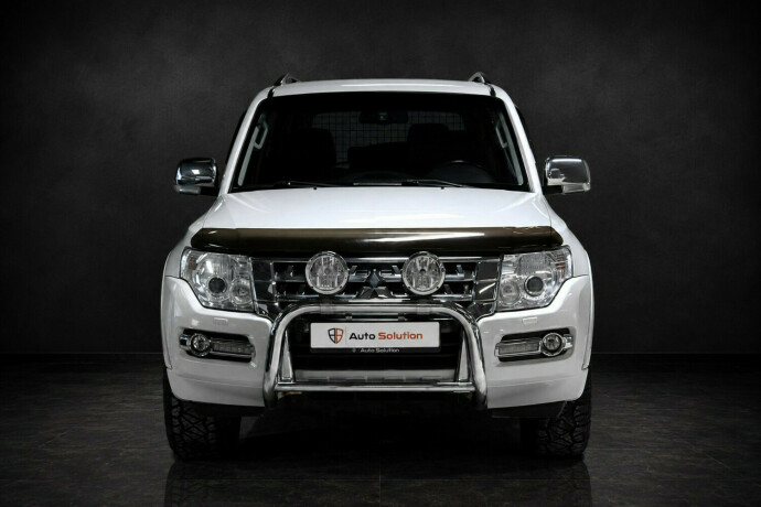 mitsubishi-pajero-diesel-2014-big-2