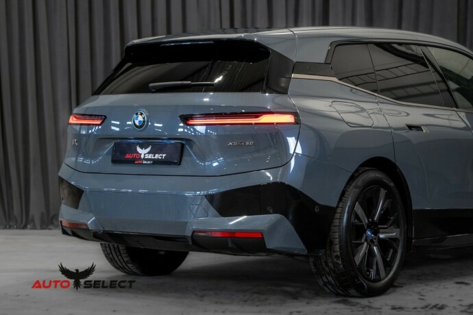 bmw-ix-elektrisitet-2022-big-65
