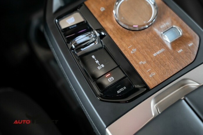 bmw-ix-elektrisitet-2022-big-36