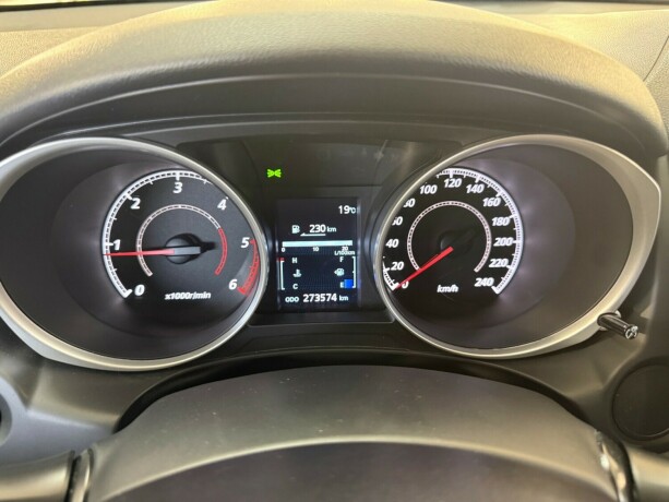 mitsubishi-asx-diesel-2011-big-11