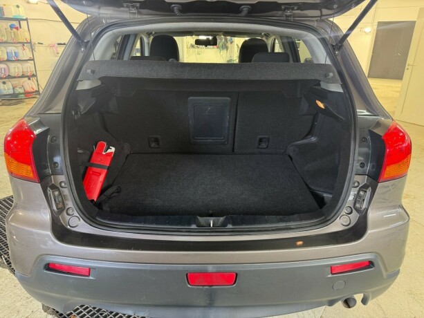 mitsubishi-asx-diesel-2011-big-19