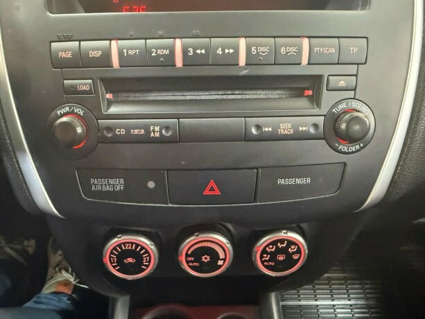 mitsubishi-asx-diesel-2011-big-13