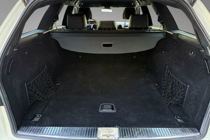 mercedes-benz-e63-bensin-2011-big-14