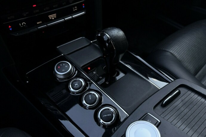 mercedes-benz-e63-bensin-2011-big-20