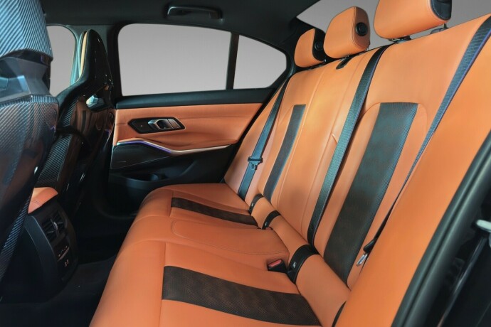 bmw-m3-bensin-2021-big-12