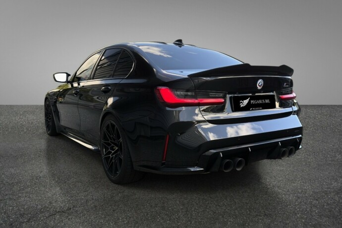 bmw-m3-bensin-2021-big-3