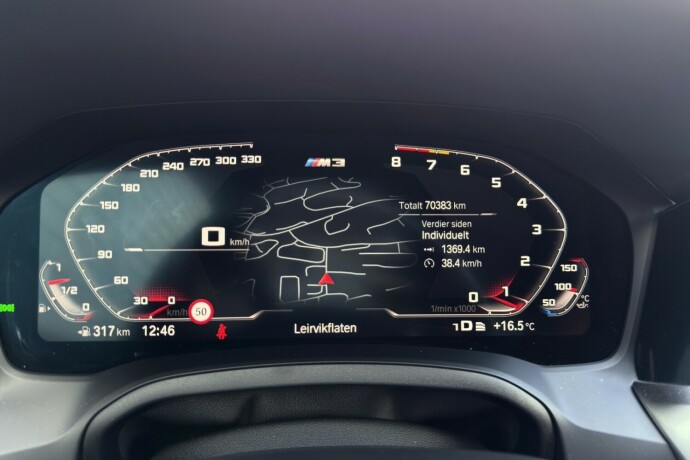 bmw-m3-bensin-2021-big-13