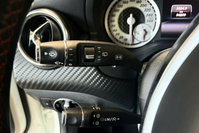 mercedes-benz-a180-bensin-2014-big-25