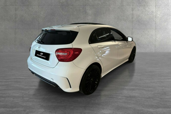 mercedes-benz-a180-bensin-2014-big-5