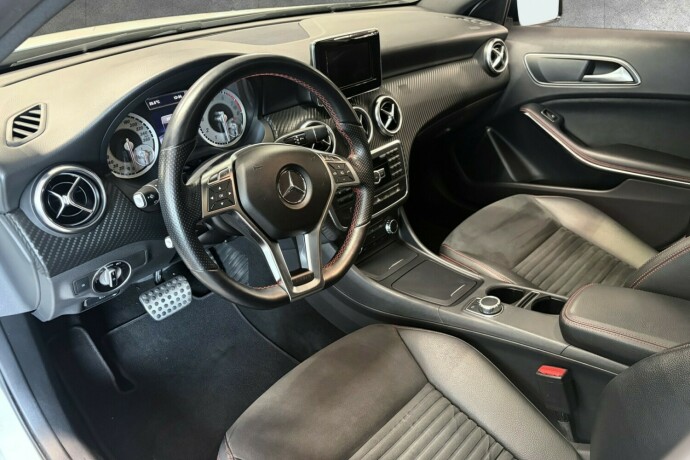 mercedes-benz-a180-bensin-2014-big-9