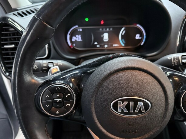 kia-e-soul-elektrisitet-2021-big-14