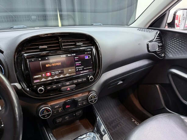 kia-e-soul-elektrisitet-2021-big-25
