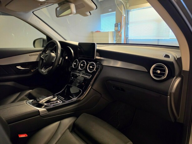 mercedes-benz-glc350-e-plug-in-petrol-2018-big-13