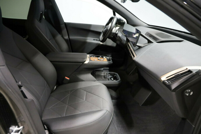 bmw-ix-elektrisitet-2022-big-9