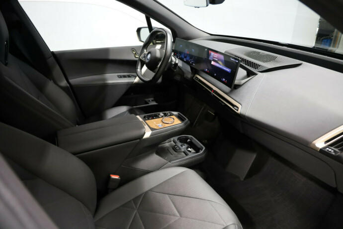 bmw-ix-elektrisitet-2022-big-8