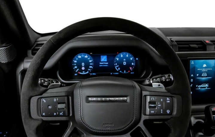 land-rover-defender-110-bensin-2023-big-18