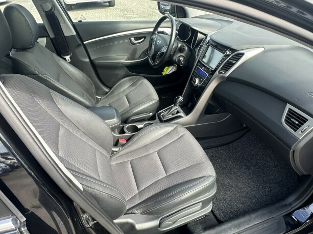 hyundai-i30-diesel-2014-big-9