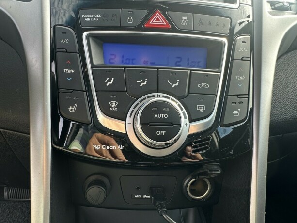 hyundai-i30-diesel-2014-big-13