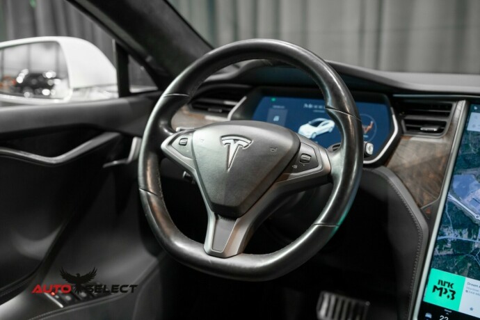 tesla-model-s-elektrisitet-2020-big-25
