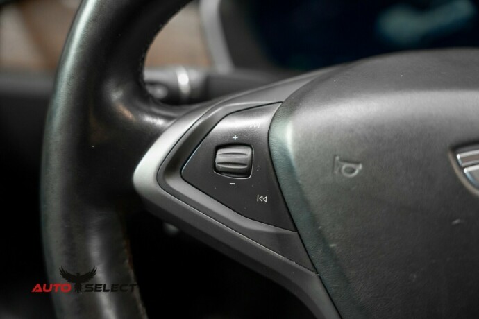 tesla-model-s-elektrisitet-2020-big-28