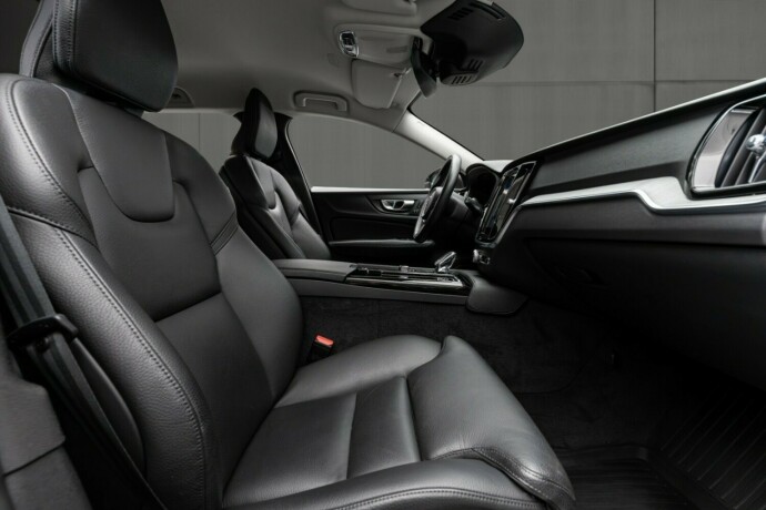 volvo-v60-elektrisitetbensin-2022-big-36
