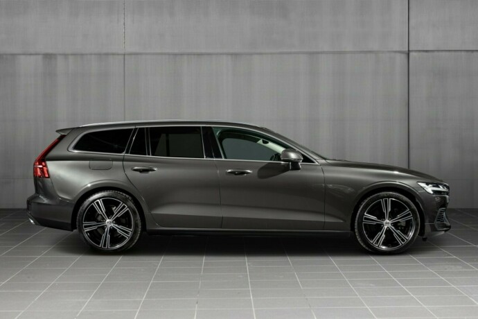 volvo-v60-elektrisitetbensin-2022-big-11