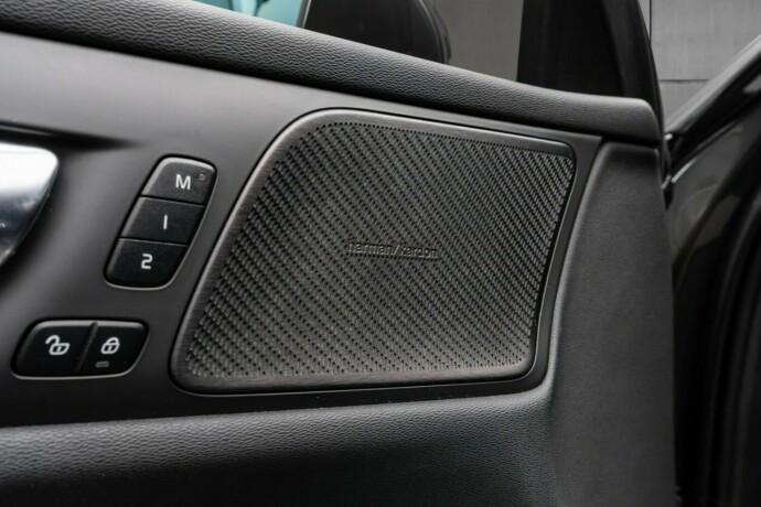 volvo-v60-elektrisitetbensin-2022-big-32