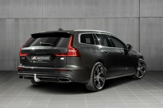 volvo-v60-elektrisitetbensin-2022-big-4