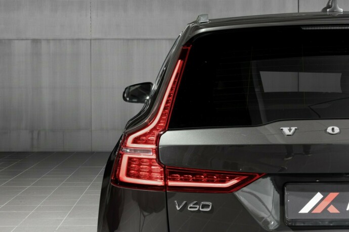 volvo-v60-elektrisitetbensin-2022-big-8