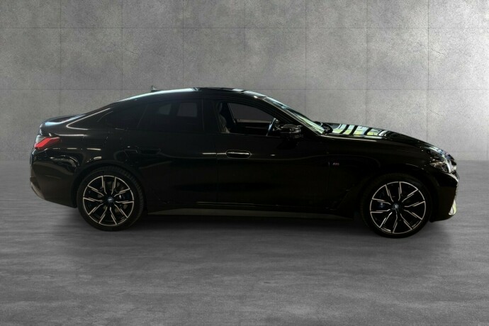 bmw-i4-elektrisitet-2023-big-7