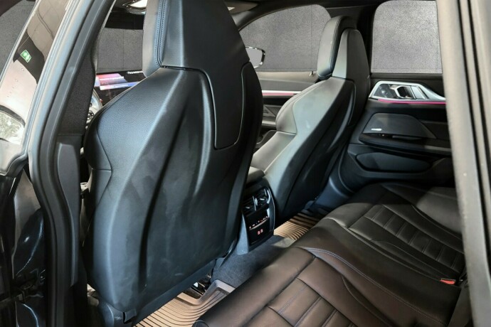 bmw-i4-elektrisitet-2023-big-9
