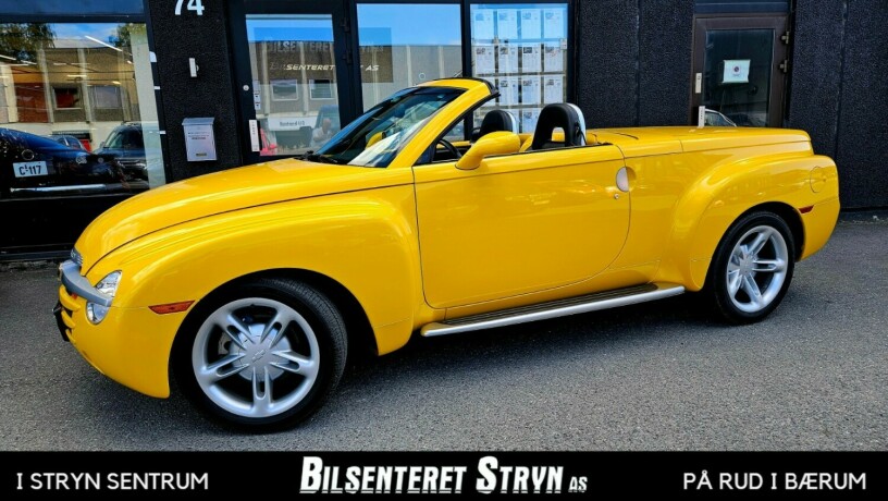 chevrolet-ssr-bensin-2004-big-2