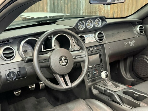ford-mustang-bensin-2008-big-19