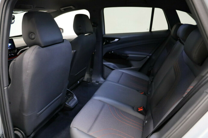 volkswagen-id4-gtx-elektrisitet-2024-big-10