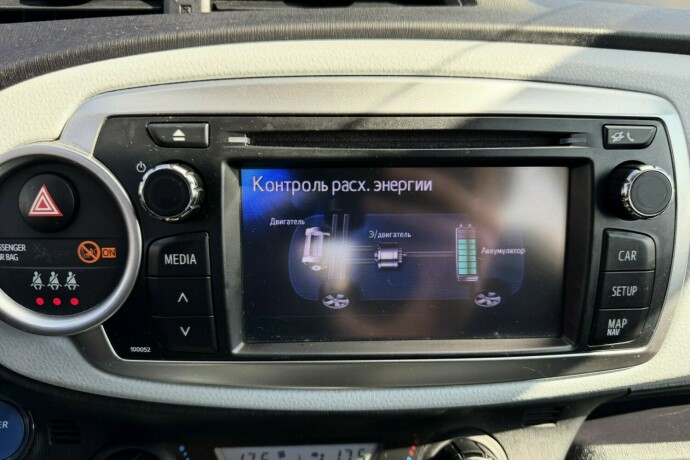 toyota-yaris-bensin-2012-big-9