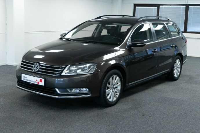 volkswagen-passat-bensin-2014-big-0