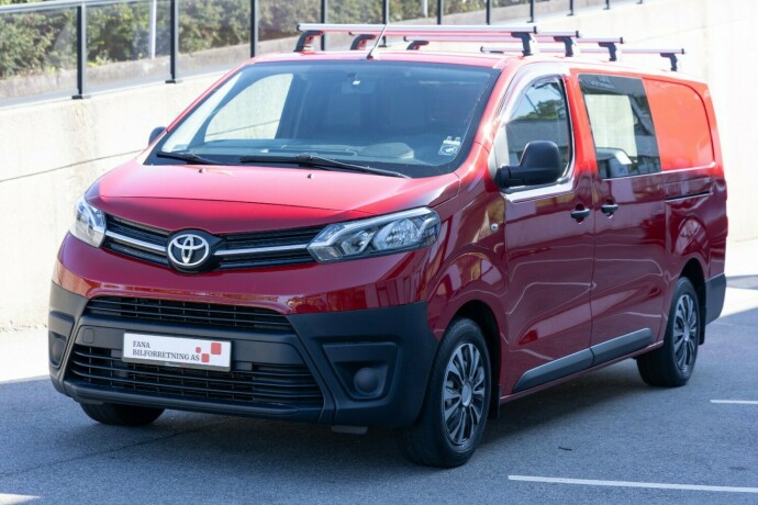 toyota-proace-diesel-2017-big-0